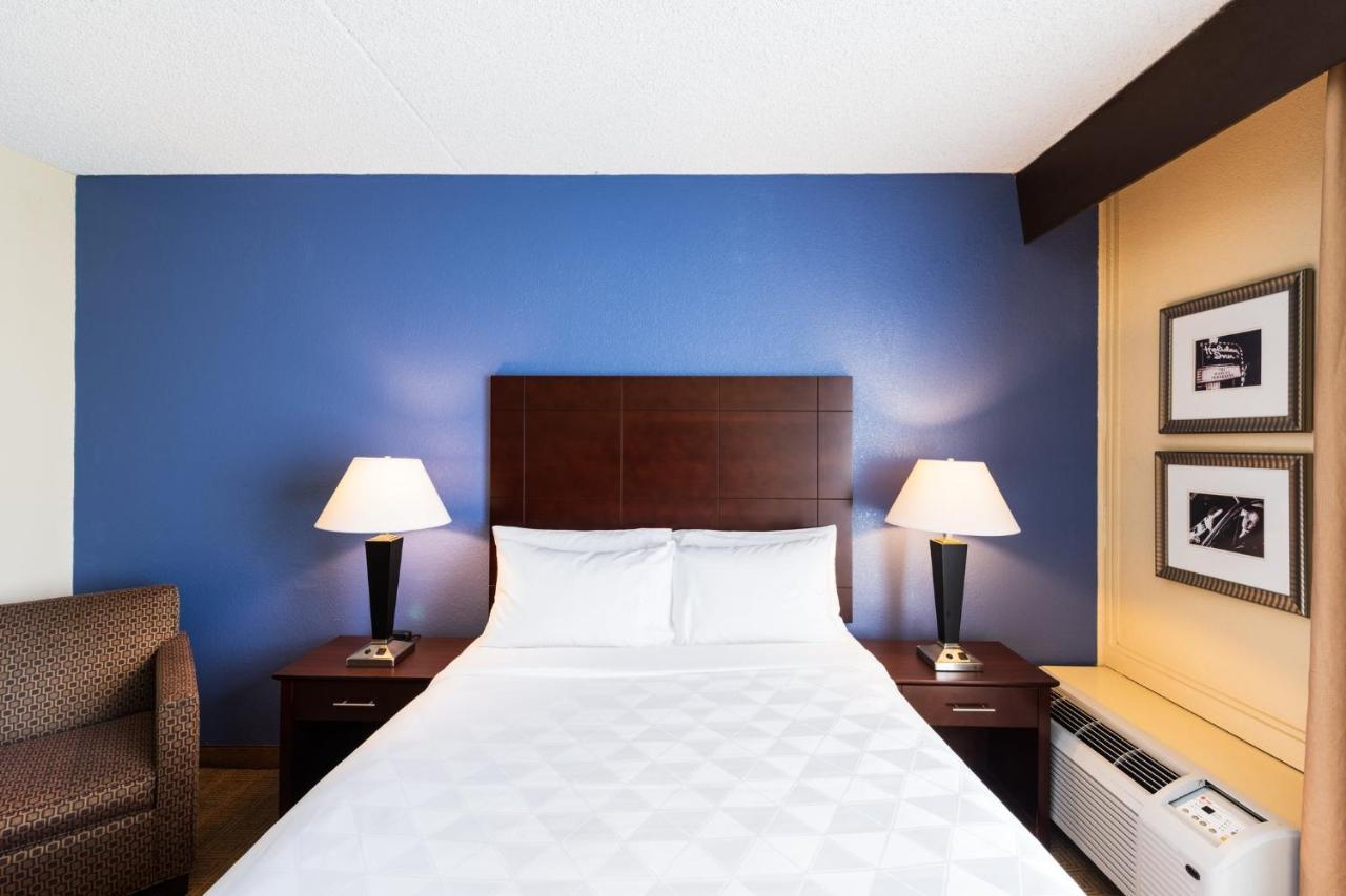 Holiday Inn South Plainfield-Piscataway By Ihg Dış mekan fotoğraf