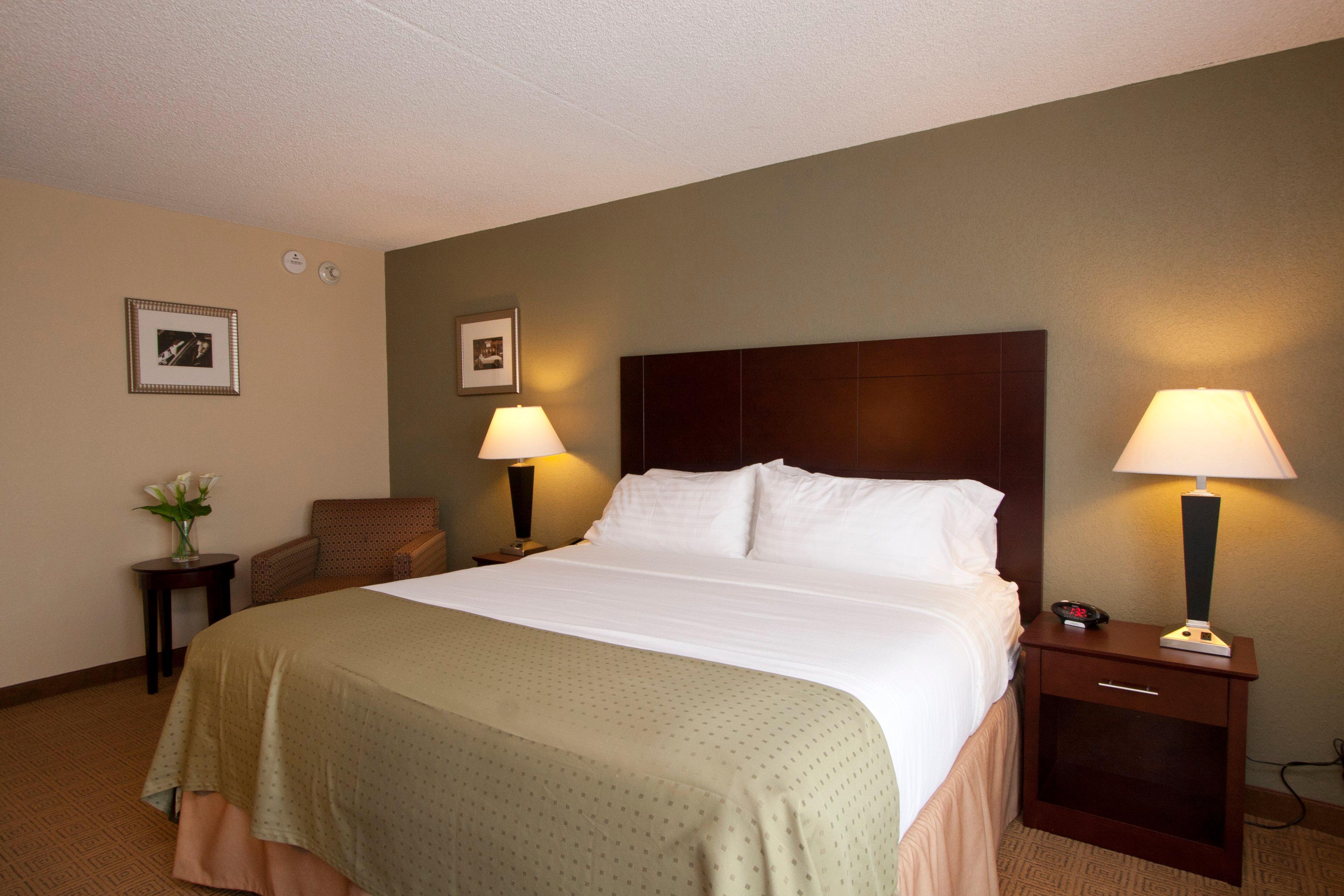 Holiday Inn South Plainfield-Piscataway By Ihg Dış mekan fotoğraf