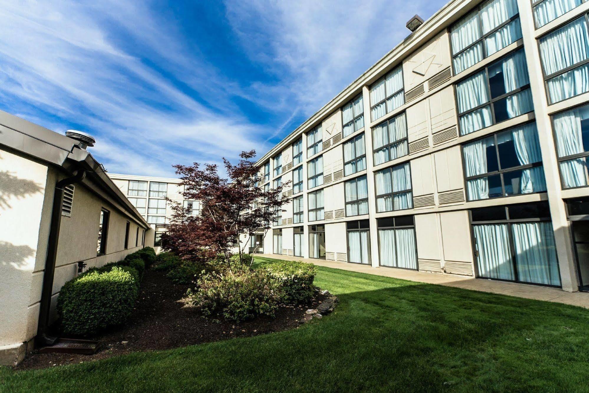 Holiday Inn South Plainfield-Piscataway By Ihg Dış mekan fotoğraf